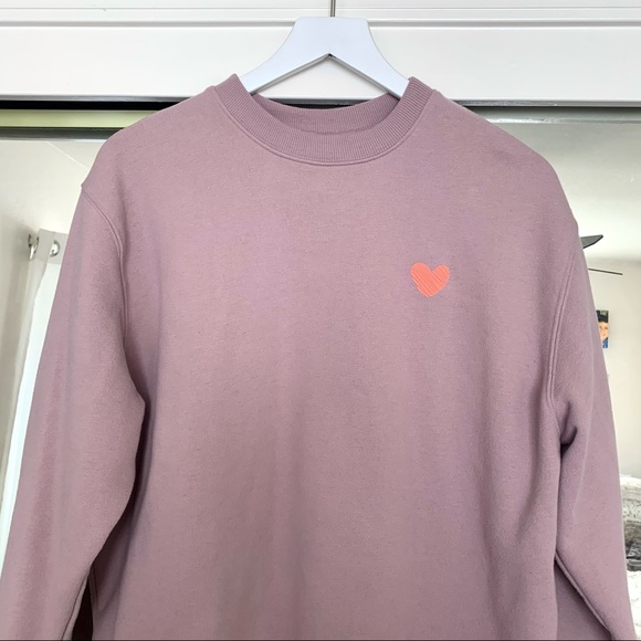 Wild Fable Pink Heart Graphic Oversized Sweatshirt - Picture 8 of 10